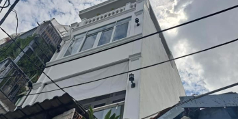 NHÀ TRẦN XUÂN SOẠN - CÁCH CHỖ XE HƠI QUAY ĐẦU 50M- NHÀ 4 TẦNG - 63m2 - 7,8 TỈ