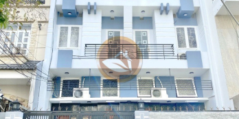 CỰC PHẨM - NHÀ 5 LẦU MẶT TIỀN ĐƯỜNG SỐ TÂN QUY, Q7