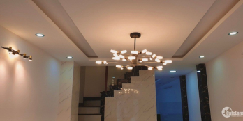 Bán Nhà Sát Mặt Tiền Nguyễn Thượng Hiền, 40m2, P5, 4PN, Giá 5 Tỷ 800Tr Tl