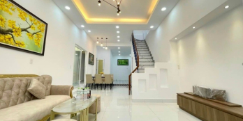 Chủ gửi bán GẤP – HẺM XE HƠI đến trước cửa, ra LOTTEMART QUẬN 7 chỉ 2 phút