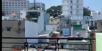 NHÀ HIẾM, 4 TẦNG BTCT HXH TRẦN BÌNH TRỌNG Q10, 50M2, NHỈNH 8 TỶ