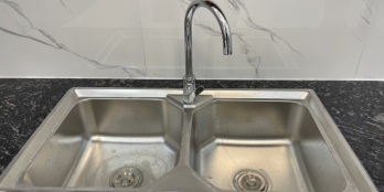 bán nhà mặt tiền đường nguyễn thị khắp dĩ an bình dương. sổ sẳn. thổ cư 100%