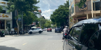 MẶT TIỀN NGANG 14 - khu vực trung tâm Quận 7, hđ thuê 10.000USD