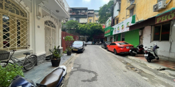 BÁN NHÀ PHÂN LÔ NGUYÊN HỒNG ĐỐNG ĐA- NHÀ ĐẸP - VỊ TRÍ SIÊU ĐẸP- MẶT TIỀN RỘNG- K