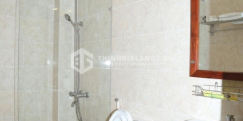 BÁN KHÁCH SẠN SỨC CHỨA 100KHÁCH 103m2(5.7x18.3) NỞ HẬU CÁCH BIỂN 200m - 22.5 TỶ