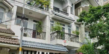 Bán gấp căn biệt thự MT đường 46 P. Bình Trưng Đông TP. Thủ Đức