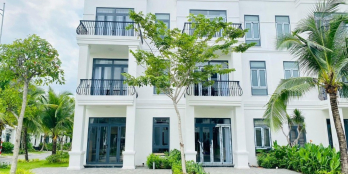 Bán Căn Biệt Thự Tại West Lakes Golf Villa 244m2 Giá 3,6tỷ