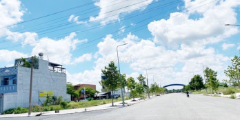 Gia Đình tôi cần bán gấp 2 lô đất liền kề 210m2 Tại KDC Hướng Sen Garden_Tân Đô