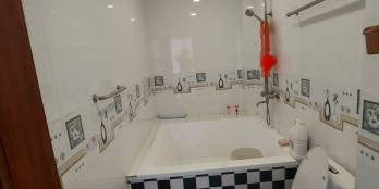 Bán CHDV 6 tầng, mặt tiền đường Nguyễn Thanh Tuyền, Phường 2, Tân Bình.