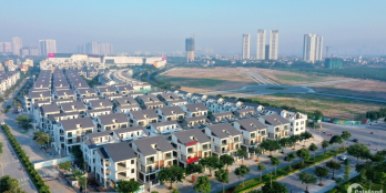 CHUYỂN NHƯỢNG CĂN BIỆT THỰ DUY NHẤT MẶT HỒ. MẶT ĐƯỜNG 40M LÊ QUANG ĐẠO.