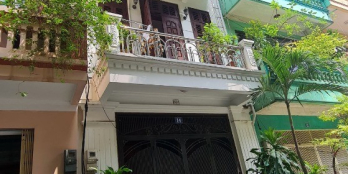 Phố Trần Quốc Hoàn (Cầu Giấy), 50m2, 5 tầng, MT 5.5m, oto tránh, nhỉnh 11 tỷ