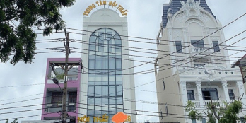 Nhà MT 5 Tầng Nguyễn Văn Quá KDNT và Penhouse