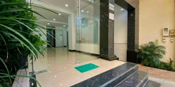 Bán toà nhà căn hộ dịch vụ Quận 7. Đường 7m_ 7Tầng_Thu Khoán hơn 100Tr/tháng