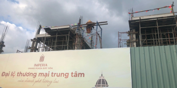 Bán nhà mặt tiền 1 trệt 3 lầu đường 30m