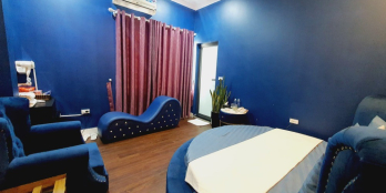 Bán Khách Sạn Siêu VIP Vạn Phúc, Lô Góc 7 Tầng Thang Máy, Doanh Thu 150t