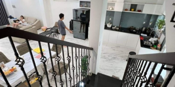 Nhà mặt tiền Quận 1 TPHCM giá rẻ, 82 m 2, giảm 3 tỷ. Ngang bề thế. 0932980565