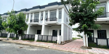 Ngộp bank nên cần bán gấp nhà để trả nợ