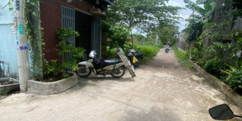 Chính chủ cần bán nhà 2 tầng gần Chợ Vĩnh Lộc A,Bình Chánh SHR 1 tỷ 7