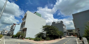 Chính chủ bán gấp nền đất 66.2m2 trong khu dân cư Tây Lân, gần chợ Mỹ Nga