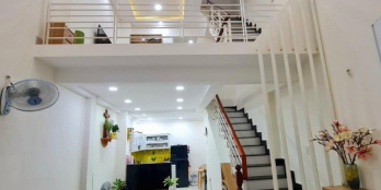 Nhà Đẹp 3 Tầng, Gần Chợ Tân Hương,45m2 Tặng Full Nội Thất, Chỉ Nhỉnh 5 Tỷ