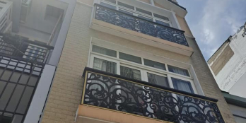 BÁN NHÀ NGUYỄN THỊ THẬP -50M2- 4 TẦNG- 100M RA ĐƯỜNG CHÍNH- XE HƠI 7 CHỔ ĐỔ CỬA