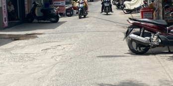 Bán nhà 2 mặt tiền hẻm 92 nhà thờ xóm chiếu Quận 4