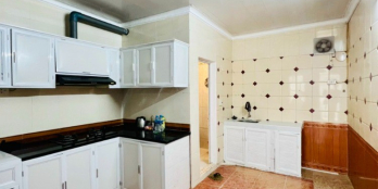 BÁN NHÀ ĐỘC LẬP SÂN CỔNG TẠI 81 PHẠM HỮU ĐIỀU