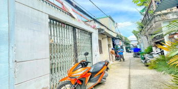 Cần bán gấp lô đất MT hẻm Nguyễn Văn Qùy, P. PT, Quận 7