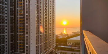 Q7 Riverside 2PN-Full Nội Thất -Xách Vali Vào ở.