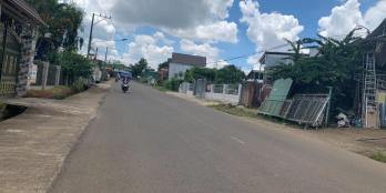 Xây nhà ở tôi cần bán gấp 5x36m đất mặt tiền đường chính giá chỉ 650Tr/m