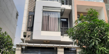 Bán gấp nhà ngay Chung cư Bộ Công An, P. Bình An, Q2, DT 5x20m, 4 tầng, Giá 16.5