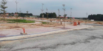 BUNG 20 NỀN BÌNH PHƯỚC F0,GỐC 2 MẶT TIỀN NHỰA DT755 CẠNH UNBD & T.HỌC