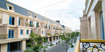 BÁN NHÀ MẶT TIỀN KHU PHỐ ĐI BỘ ĐẦU TIÊN TẠI ĐÀ NẴNG