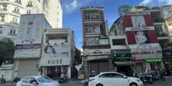 Bán nhà góc hai mặt tiền Lê Thị Riêng, Bến Thành, Quận 1. Diện tích 6x15m (86m2)