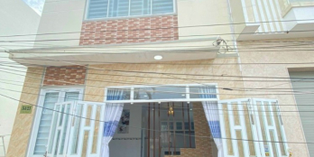 Nhà trệt lầu đường Hoàng Quốc Việt gần Bánh xèo 7 Tới