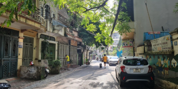 BÁN NHÀ MẶT PHỐ NGÕ NÚI TRÚC BA ĐÌNH -2 MẶT TIỀN- 3 Ô TÔ TRÁNH- KINH DOANH.