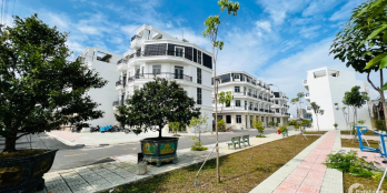 Bán nhà An Phú Đông mới xây mặt tiền đường 30m SHR công chứng nhanh