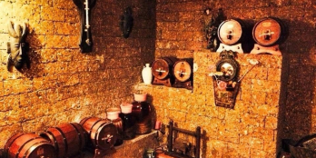 Bán nhà Góc 2 Mặt tiền Làng Báo Chí, Thảo Điền Q2, DT 10x11m, 4 tầng, giá 22.5ty