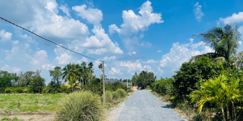 Giảm giá cực mạnh từ 3tỷ7 xuống 3tỷ .2300m đất  cách nhựa TL816 chỉ 250m