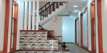 Bán nhà trệt lầu 3 pn gần ngã tư chiêu liêu TP Dĩ An