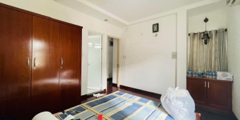 Ngang 5m, 2 mặt thoáng, nhà đẹp, hẻm thẳng gần đường chính