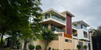 CHUYỂN NƠI Ở - BÁN BIỆT THỰ BÊN CẠNH NHÀ ỐC MC ỐC THANH VÂN