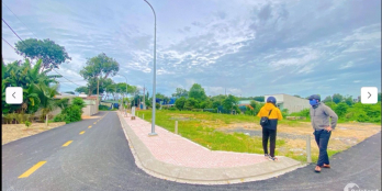 Chủ cần ra gấp lô đất 200m2 , 2 mặt tiền gần khu nghiệp tân phú trung.