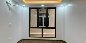 Quan Nhân, Thanh Xuân, 24m2 x 5T, MT 3.5m. Giá 3.25 tỷ.