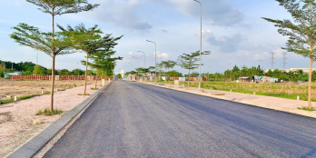 Đất dân gửi bán ngay mặt tiền TL825 liền kề công viên võ văn tần,Dân cư đông,SHR