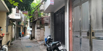 Quan Nhân, 50m2 x 8T, thang máy, dòng tiền 800 tr/năm. Giá 11.8 tỷ.