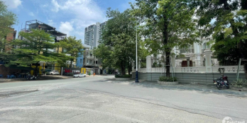 GẤP BÁN  ĐẤT , ĐƯỜNG 53,  TML ,Q 2 ,  4,5*22M ,20 TỶ