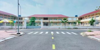 BÁN LÔ ĐẤT NGAY TRƯỜNG CẤP 2, ĐƯỜNG NHỰA 17M, SỔ SÃN CÔNG CHỨNG LIỀN