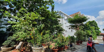 Đất nền HXH ngang 13 mét GPXD 8T sát quận 1 xây CHDV / building