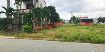 BÁN 3.555M2 ĐẤT THỔ CƯ SÁT KCN, ĐƯỜNG NHỰA 18M, GẦN CHỢ, GIÁ 300 TRIỆU